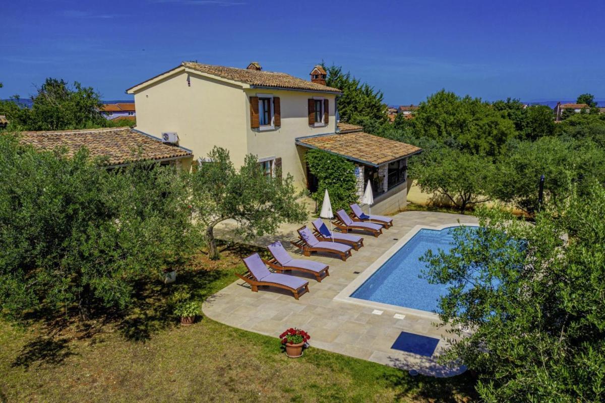 Villa Braidizza In Kavran Krnica Exteriör bild